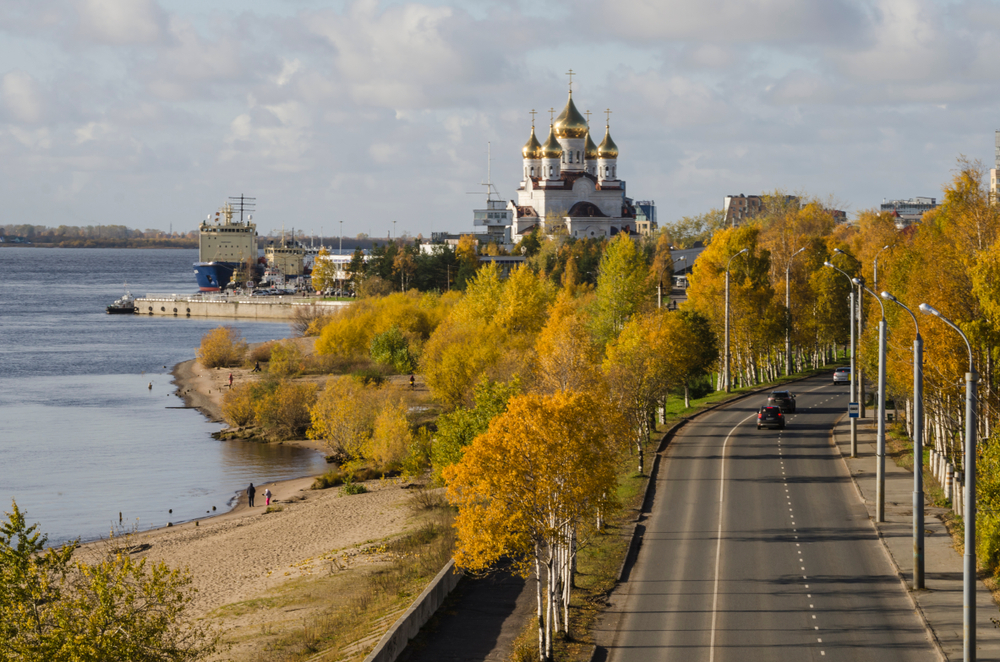 Вид на Михайло-Архангельский собор