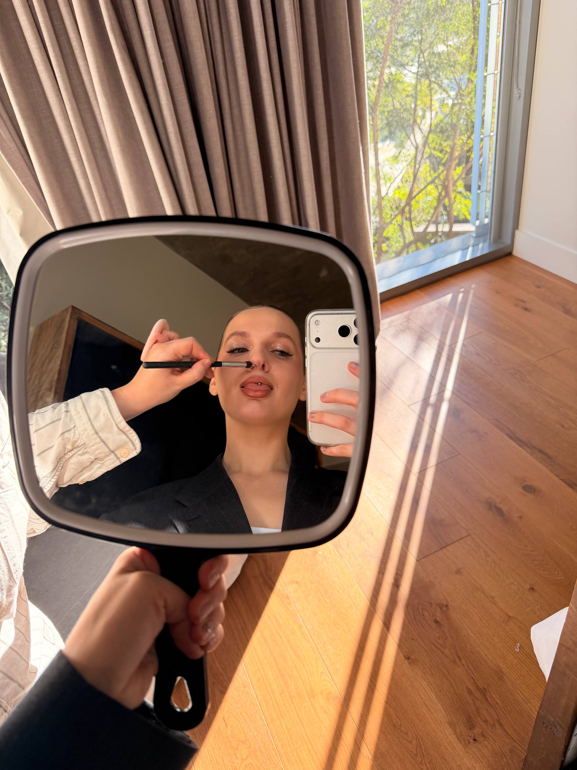 Сборы на красную дорожку