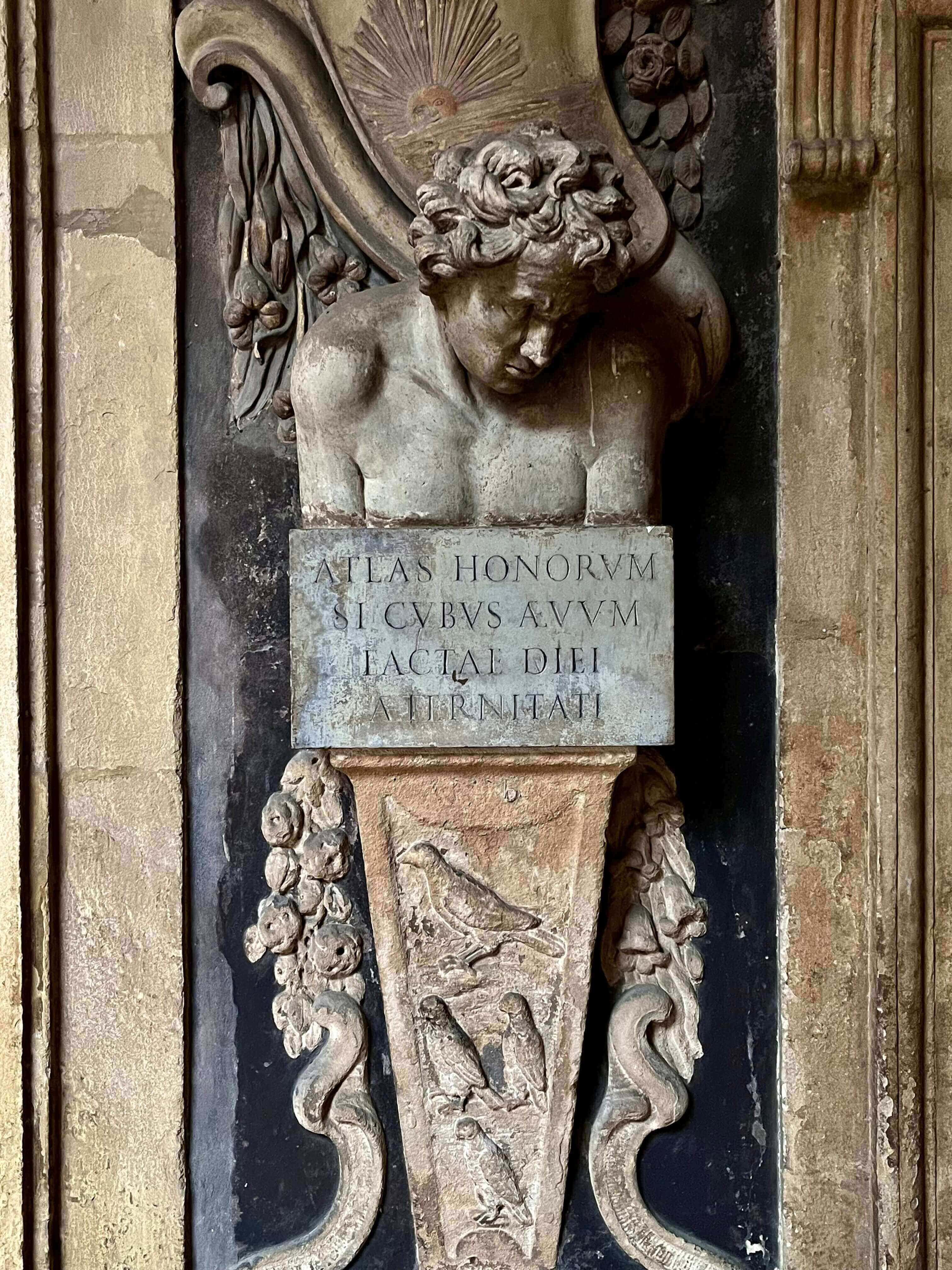 Архигимназия Болоньи