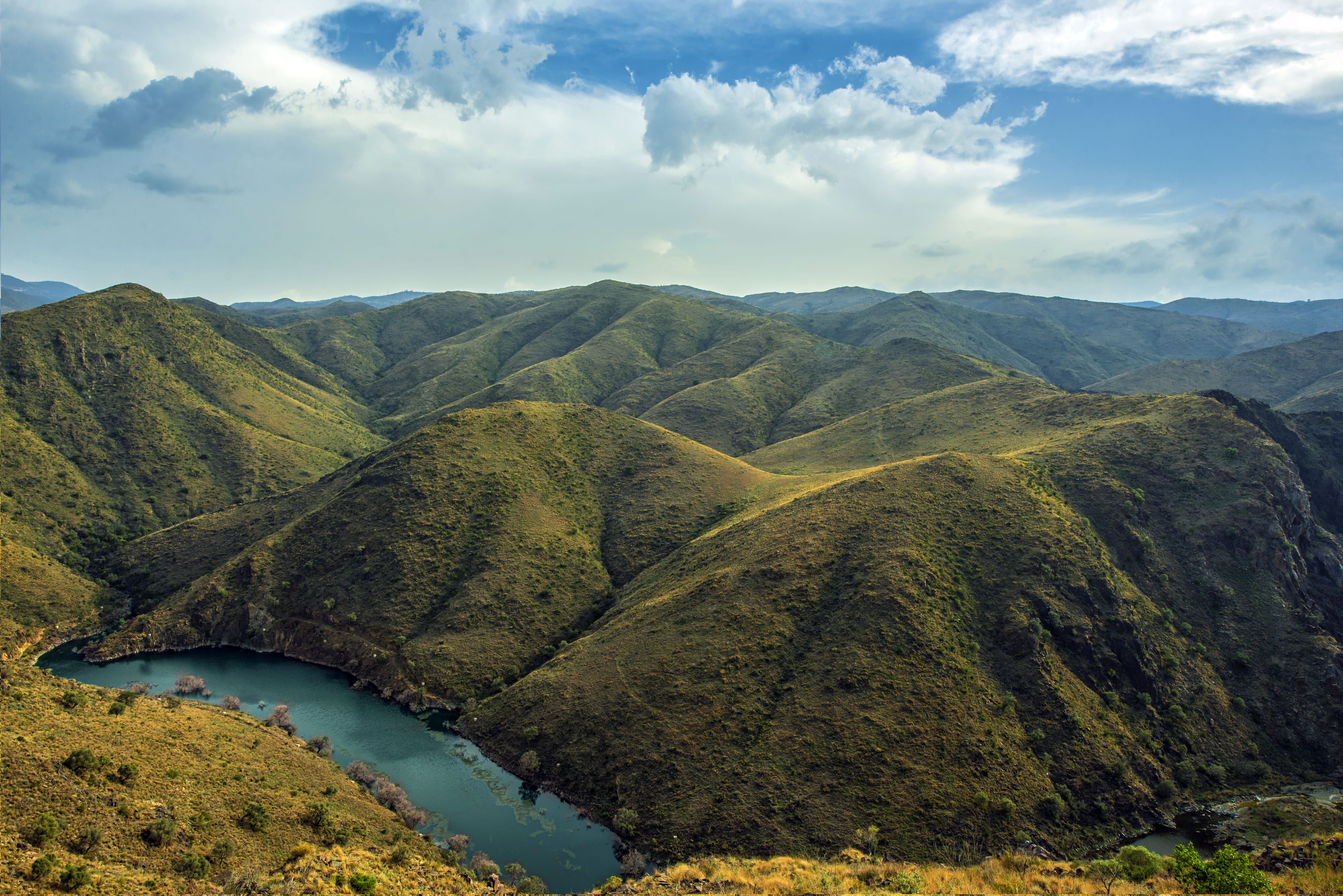 Aseer mountains.jpg