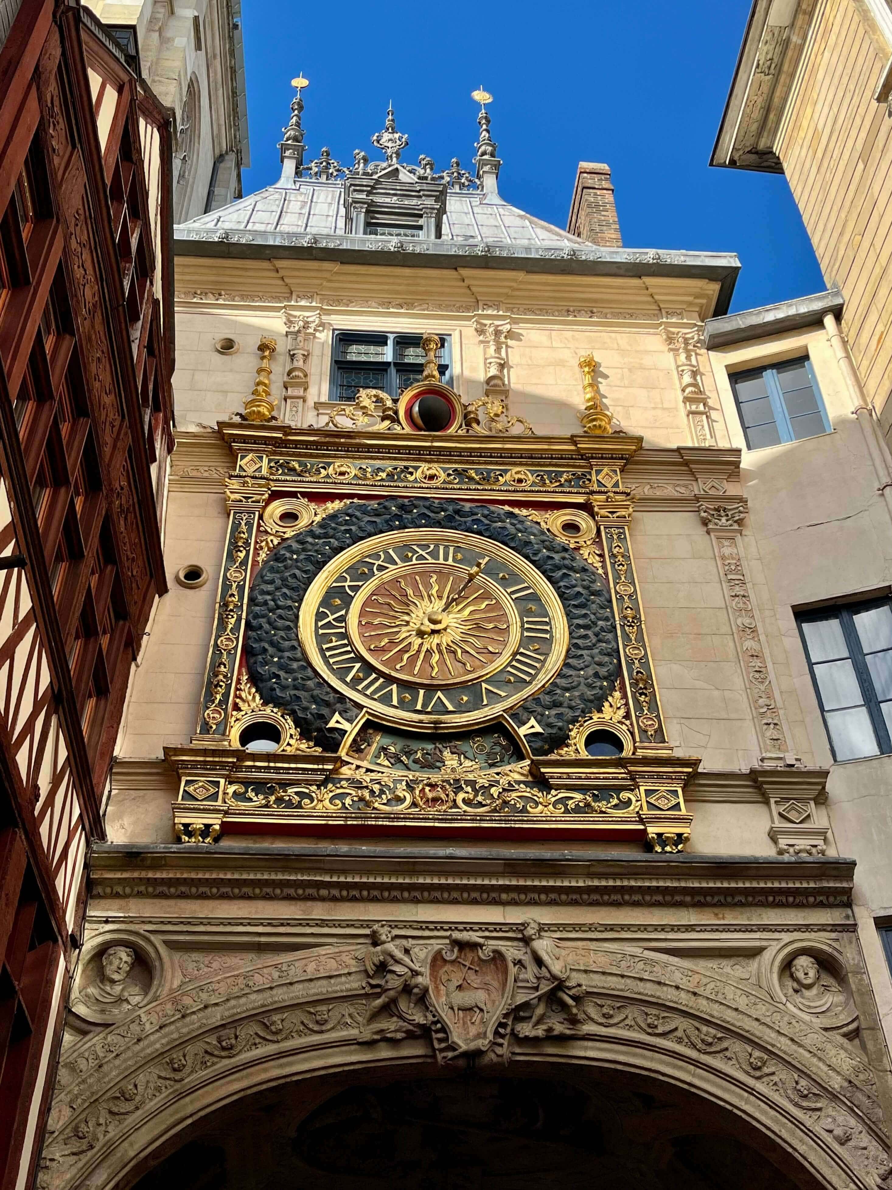 Астрономические часы Руана во Франции