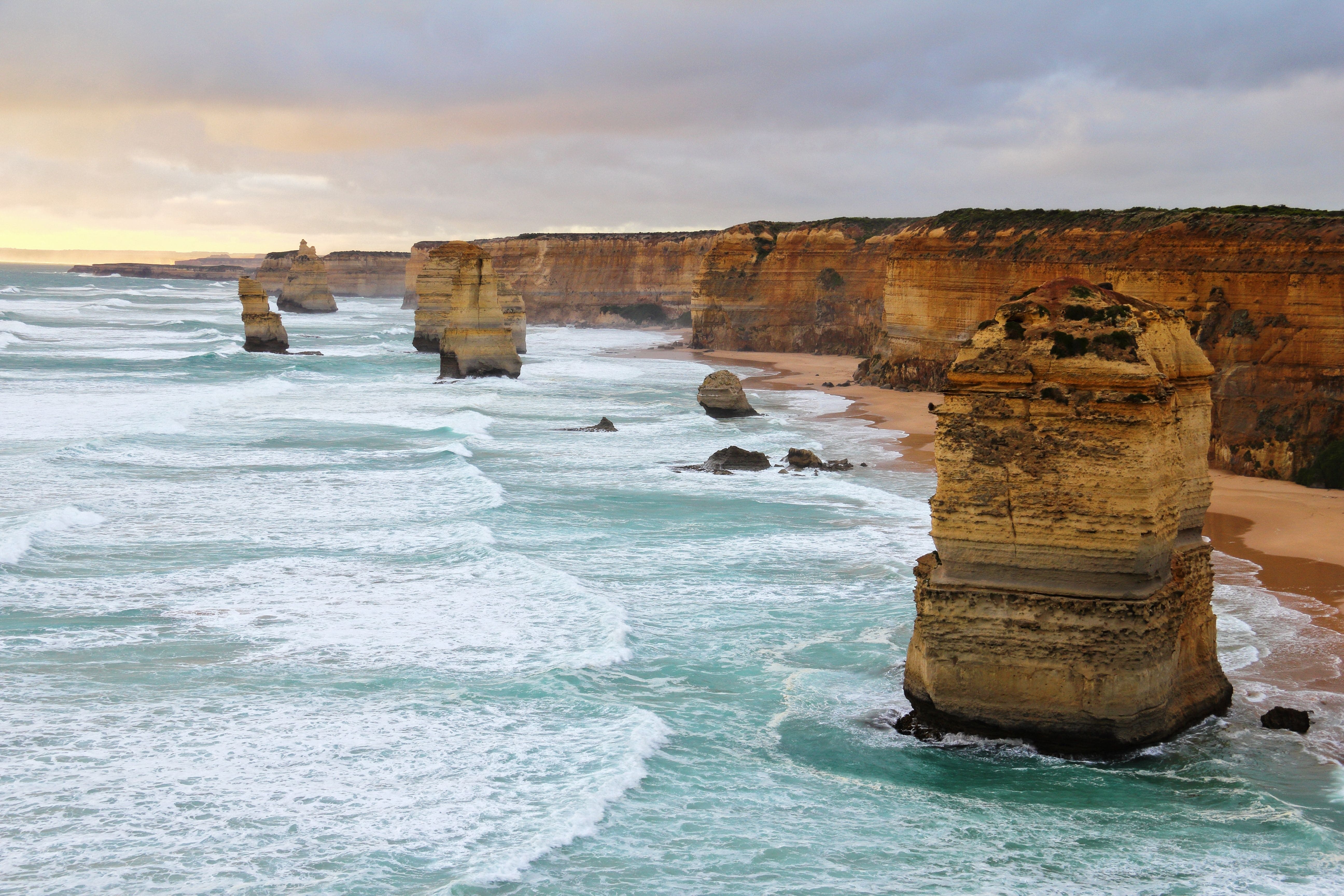 Двенадцать Апостолов