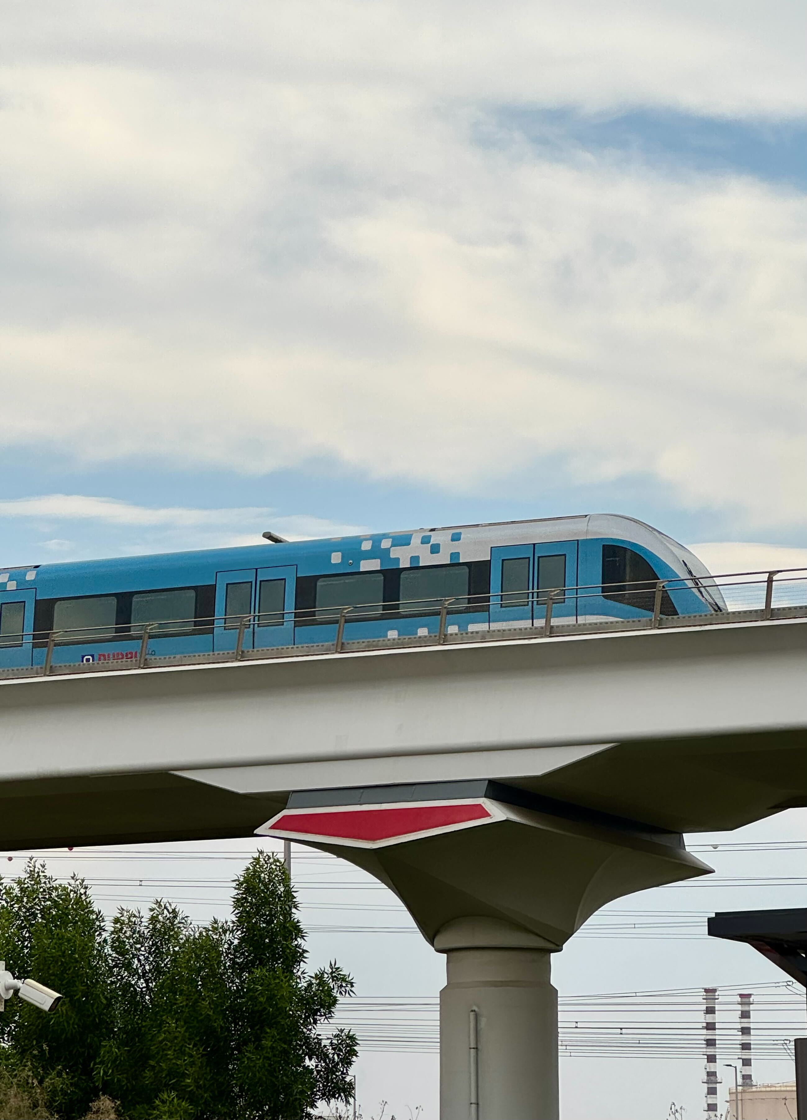 Метро в Дубае