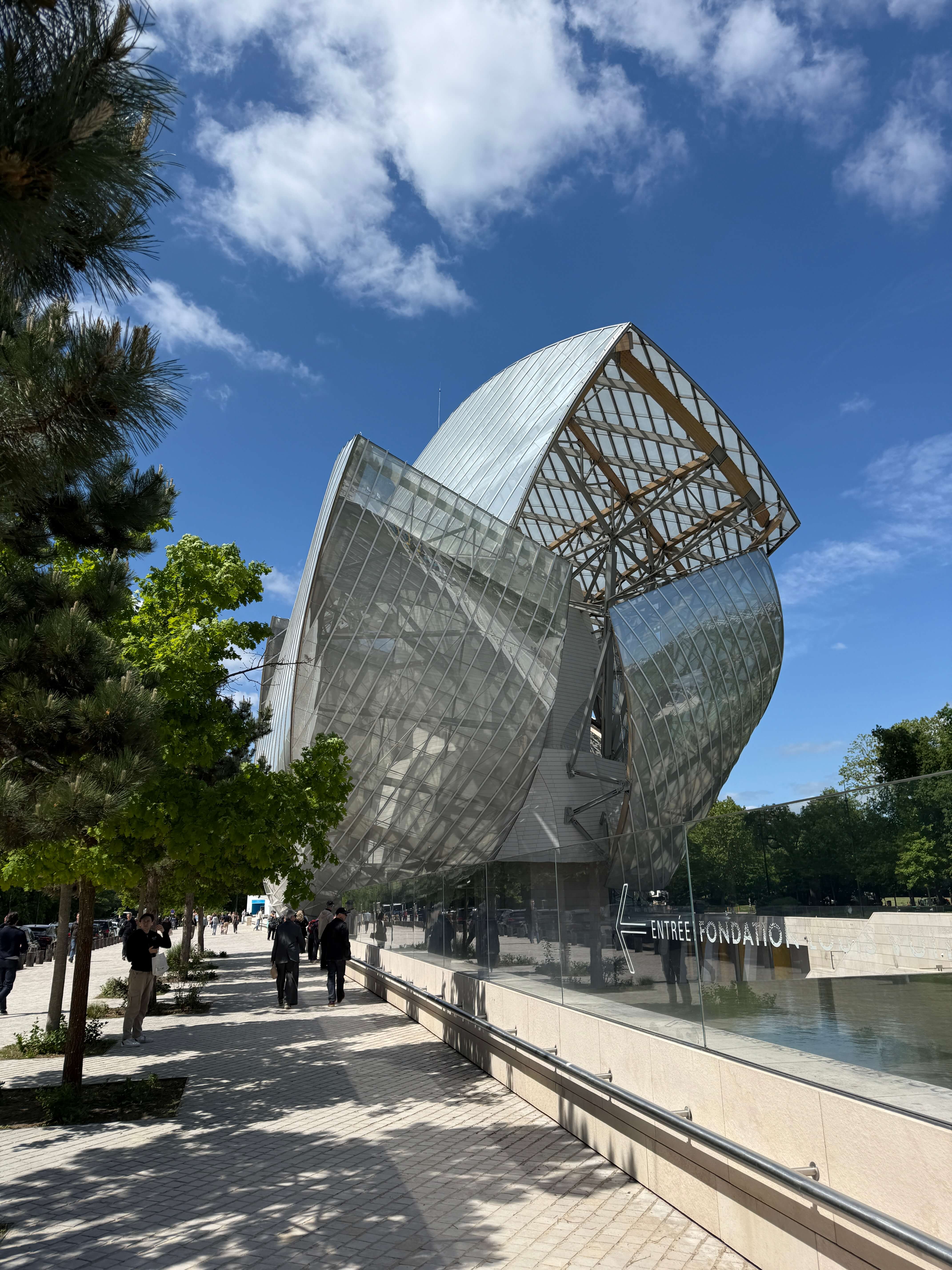 Фонд Louis Vuitton в Париже