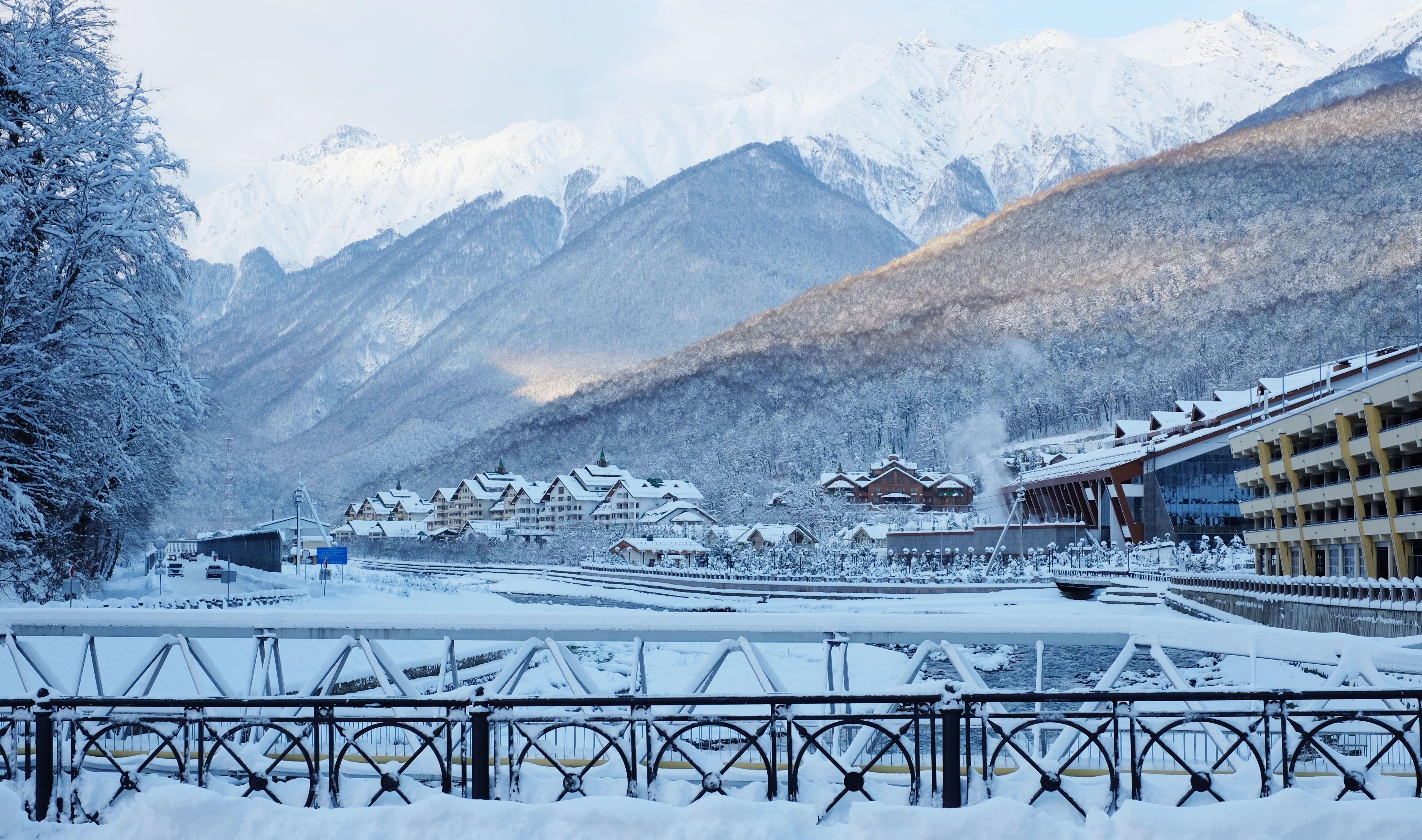 куда поехать в декабре в России