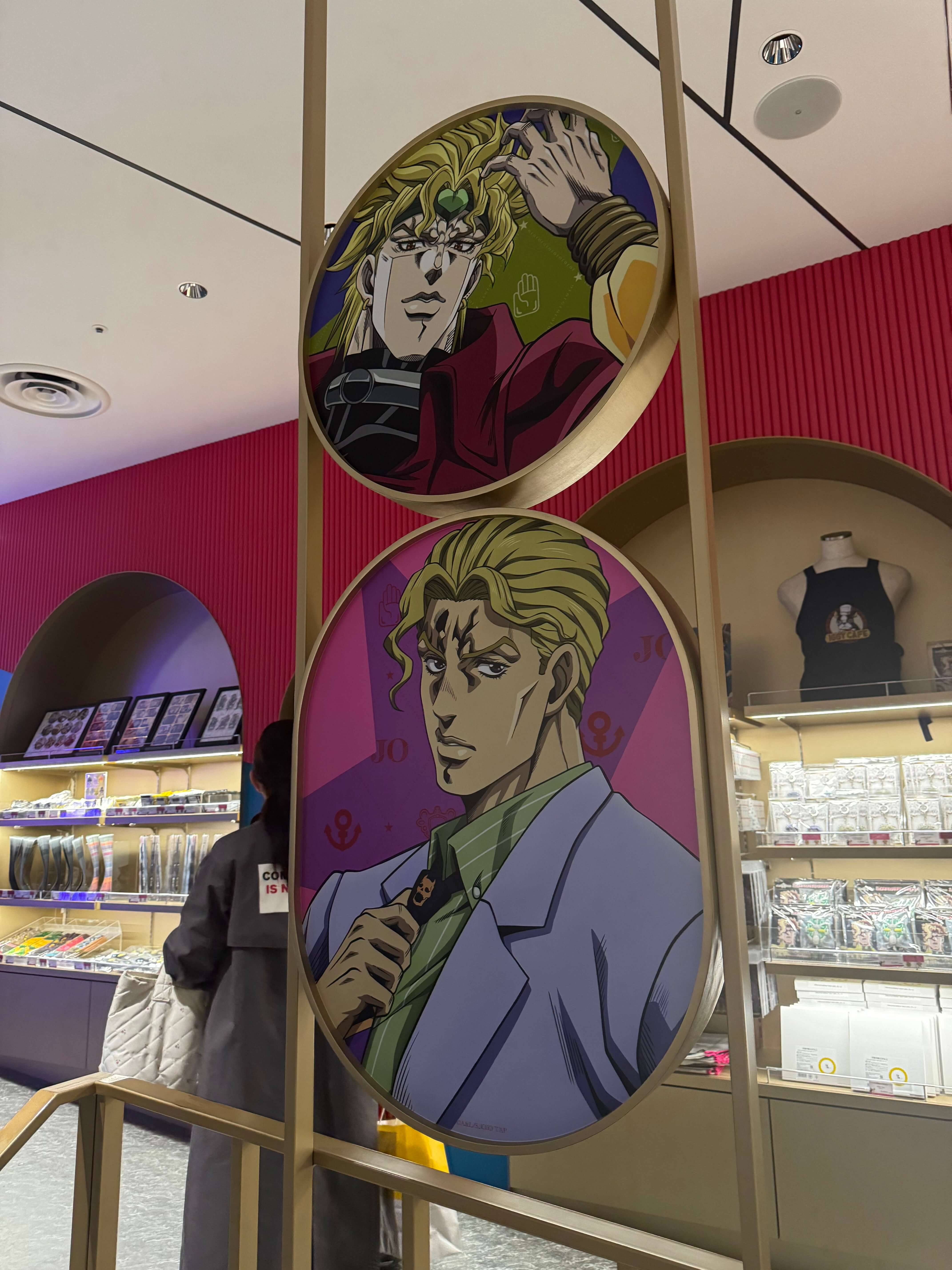 Аниме-магазин в Японии