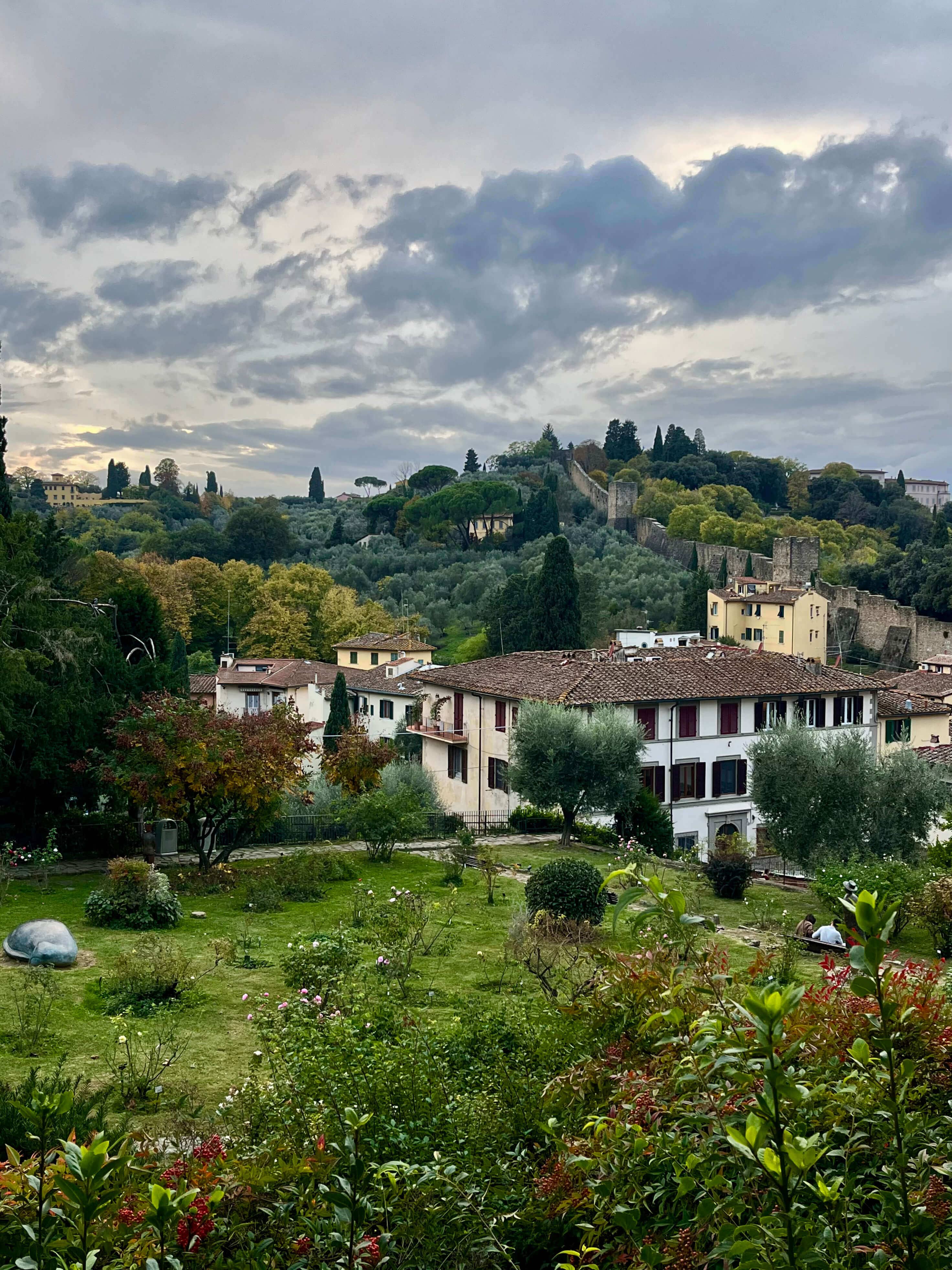 Сад у площади Микеланджело во Флоренции