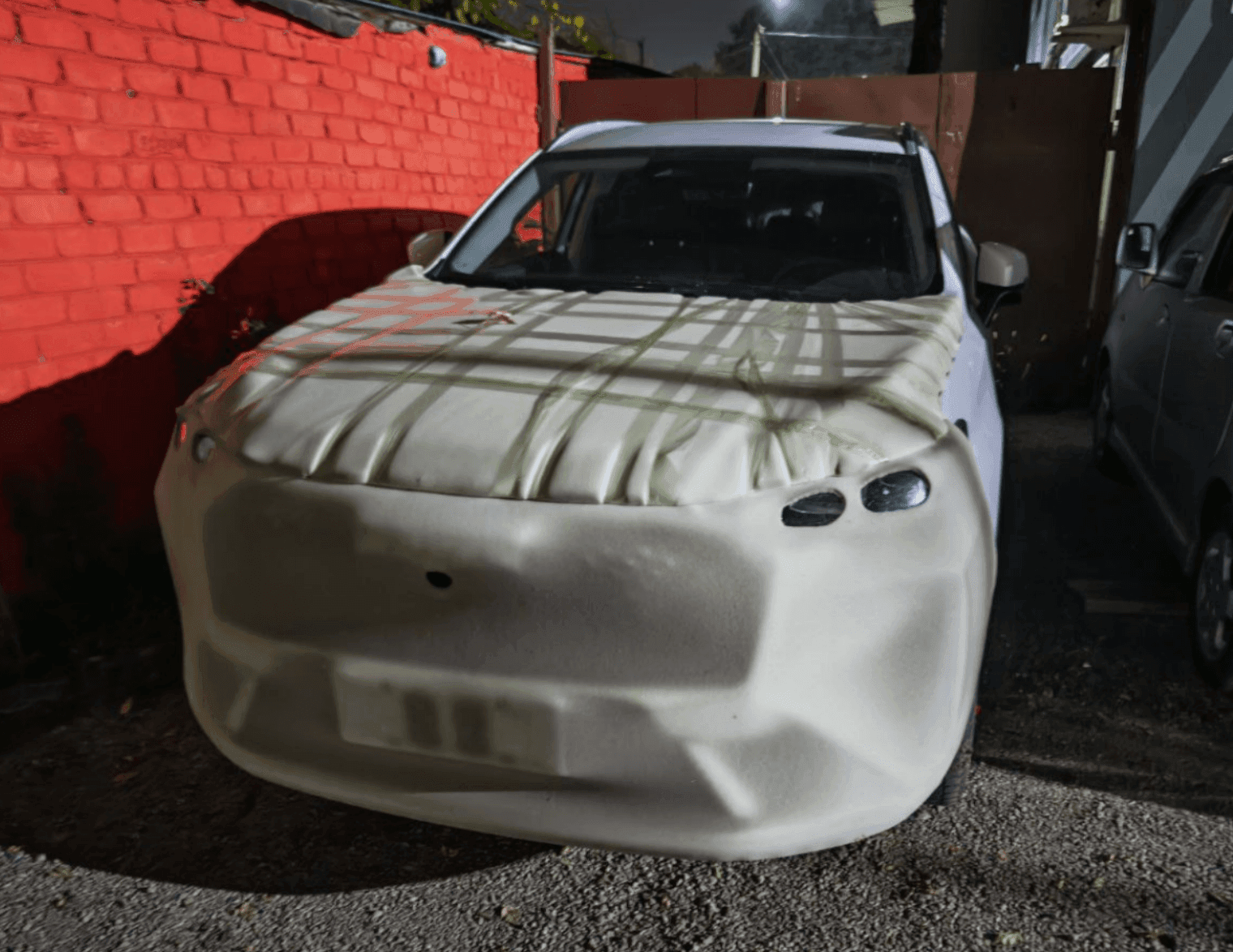 Автомобиль в поролоне 