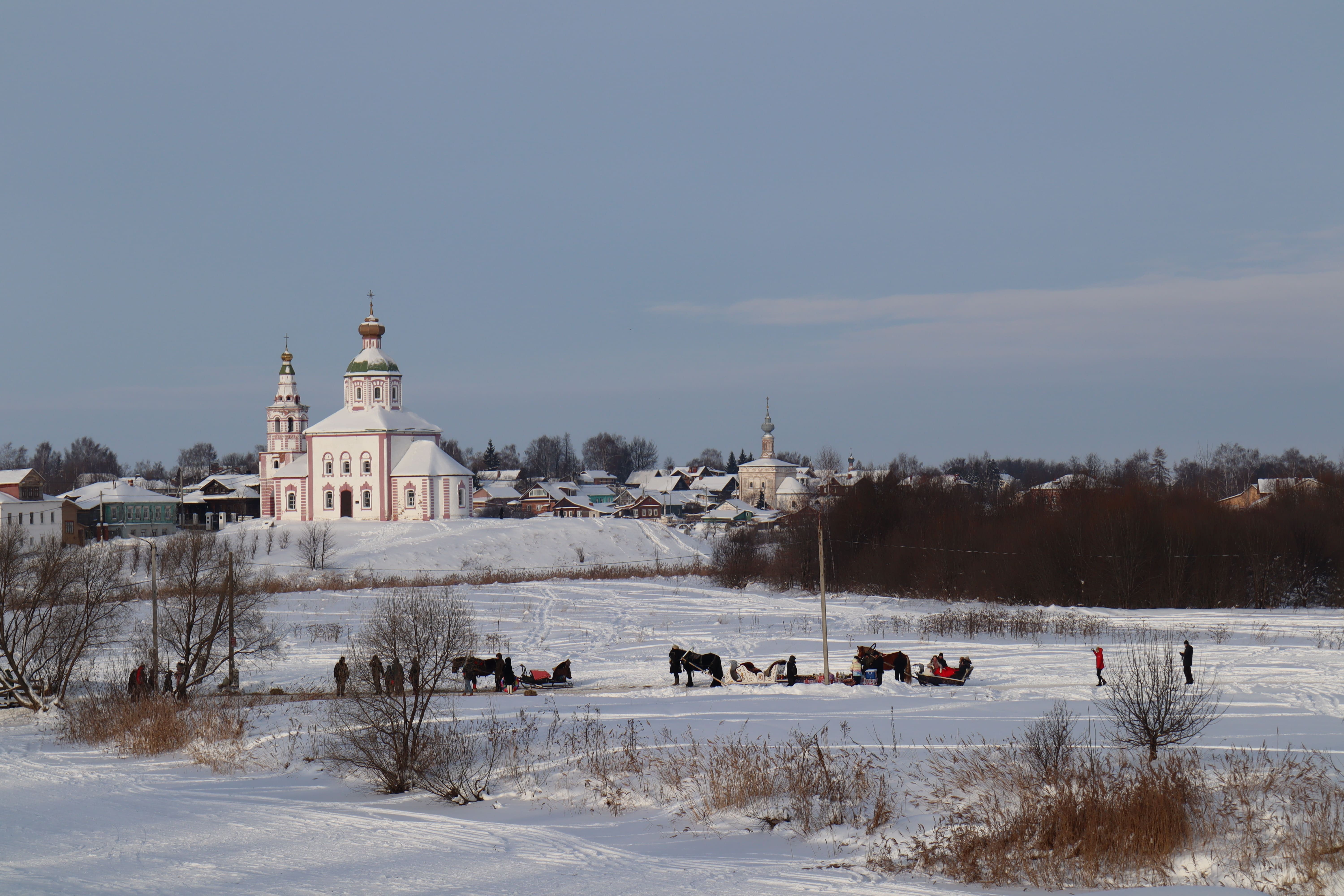 куда поехать в январе в России