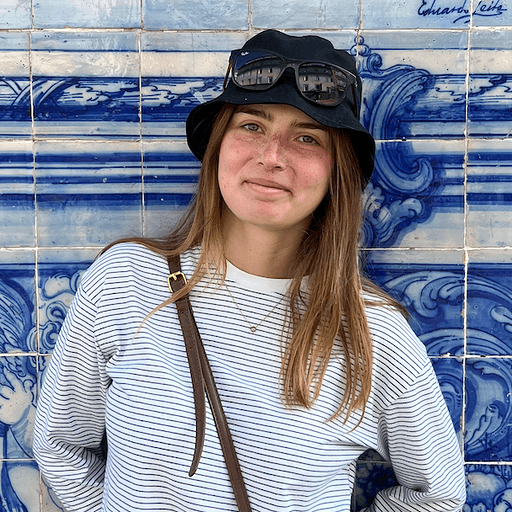 Оля Гурьянова