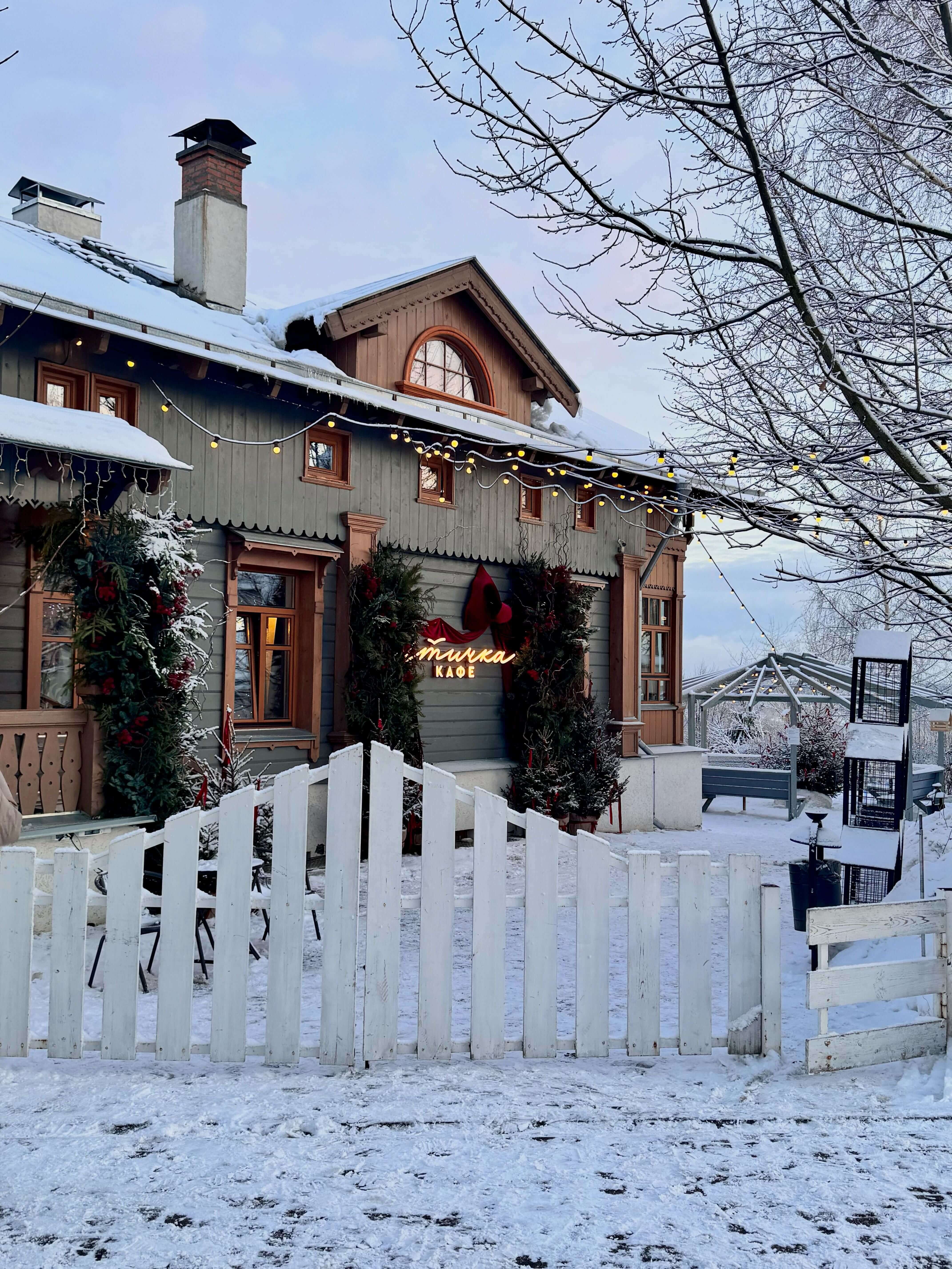 Внутренний дворик «Птички».jpg