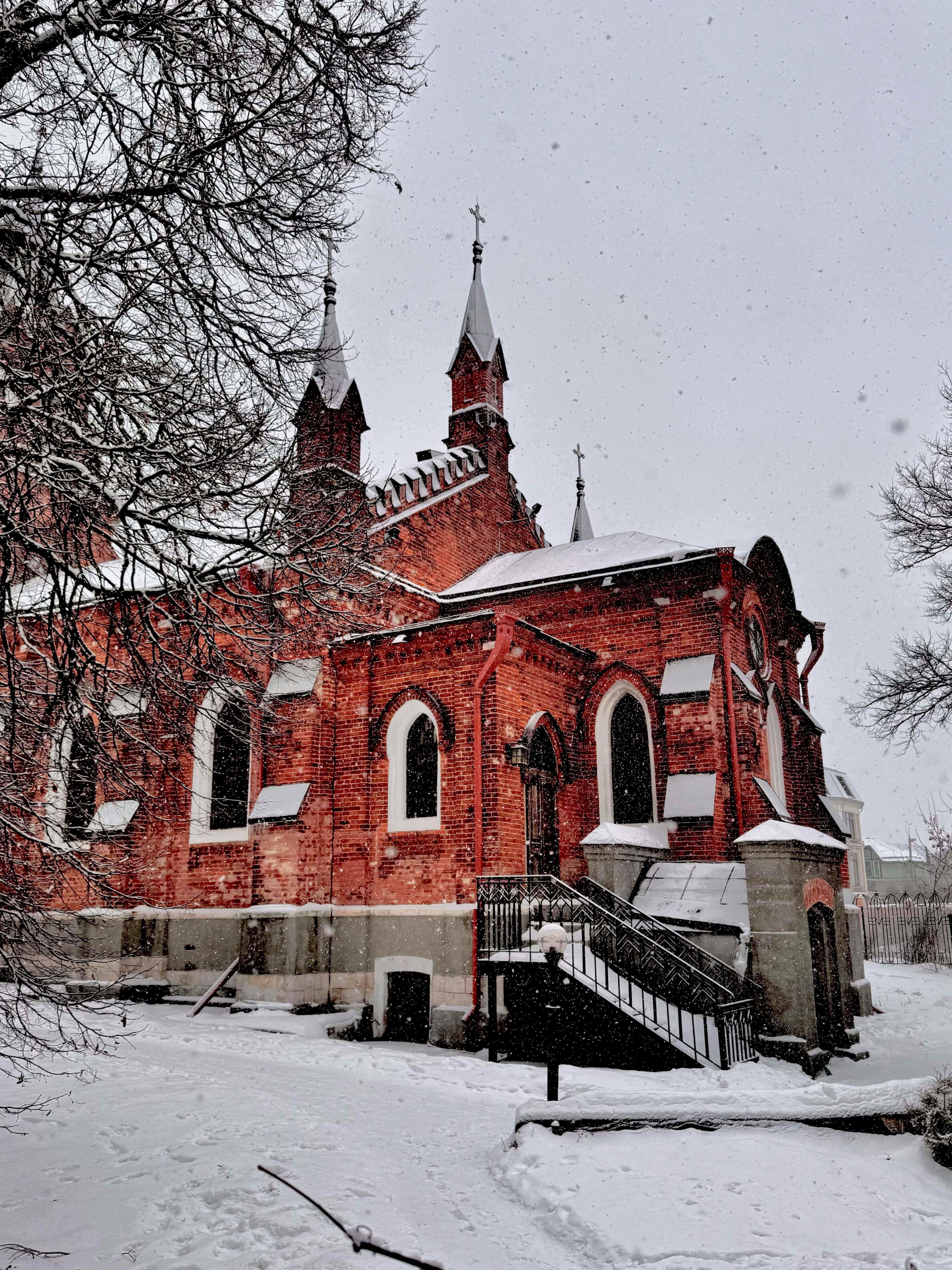 Здание Католической церкви.jpg