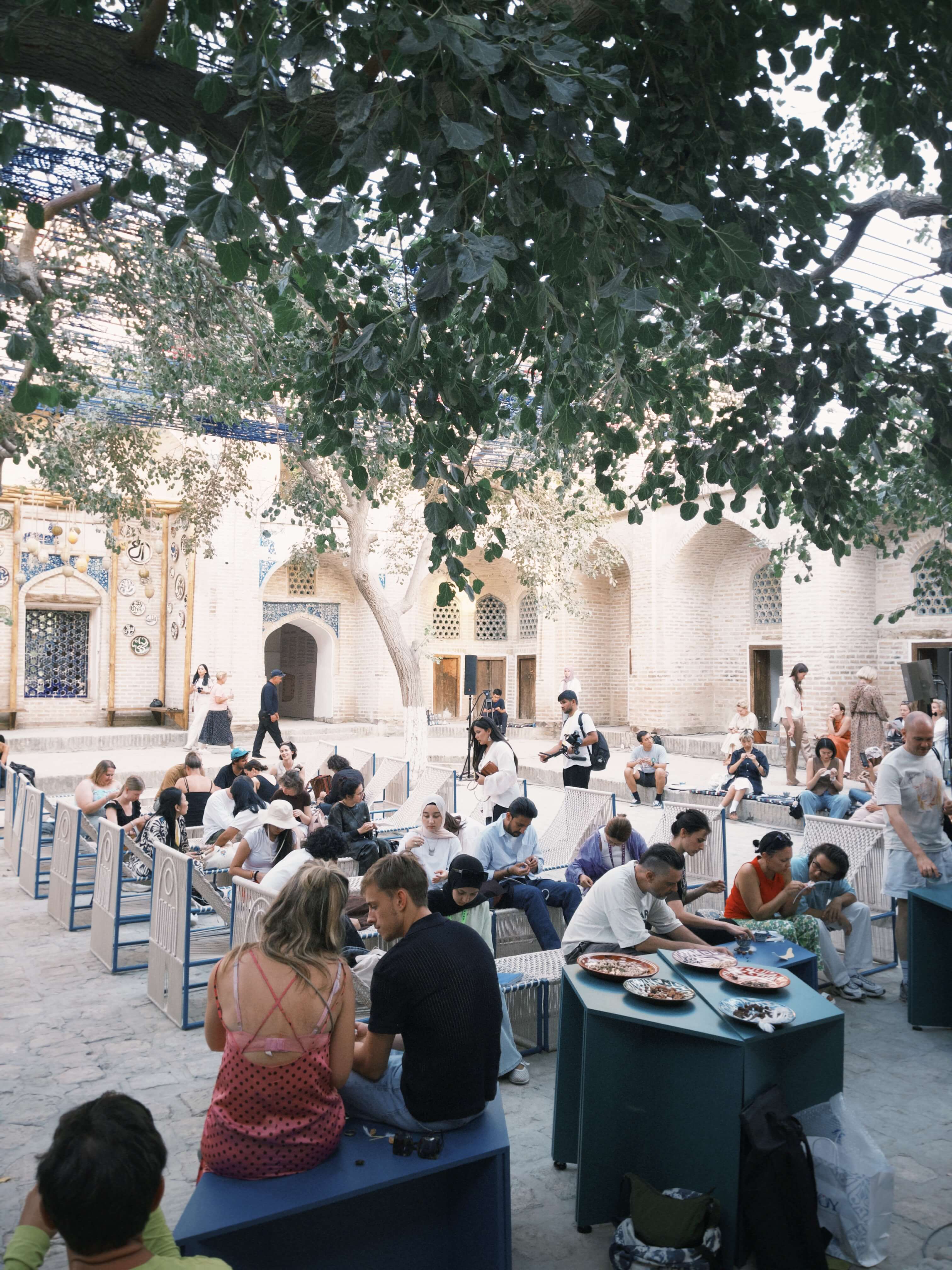 Биеннале современного искусства в Бухаре, Узбекистан