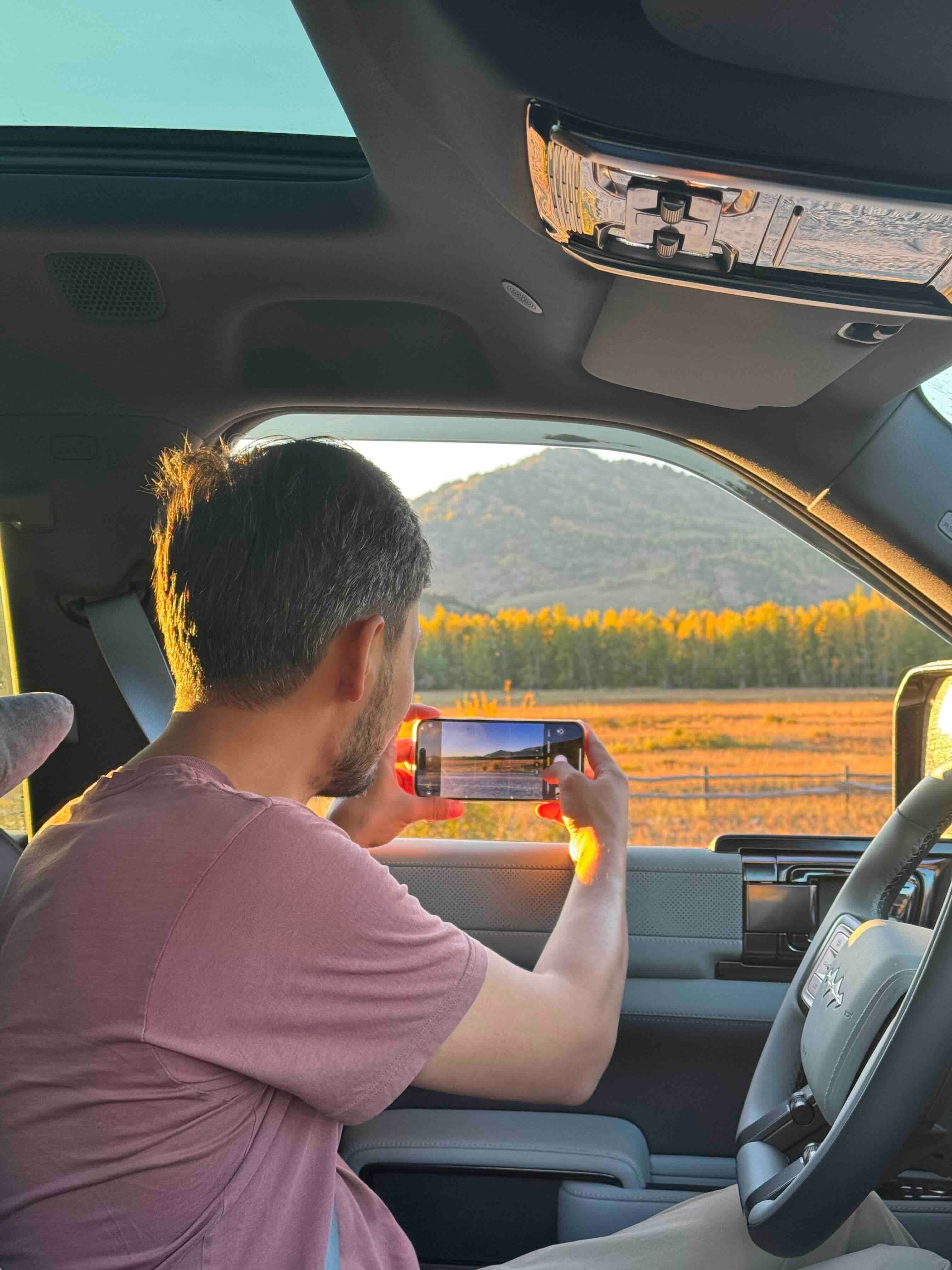 holden hour urel2.jpg