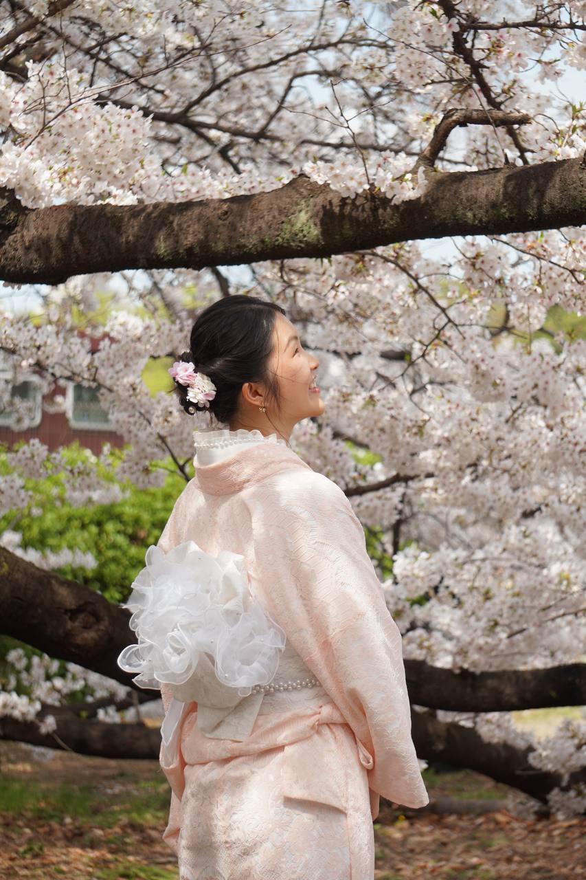 местная жительница в парке Синдзюку Гёэн.jpg