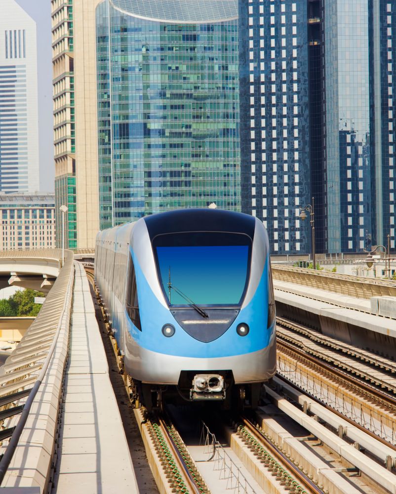 Метро в Дубае