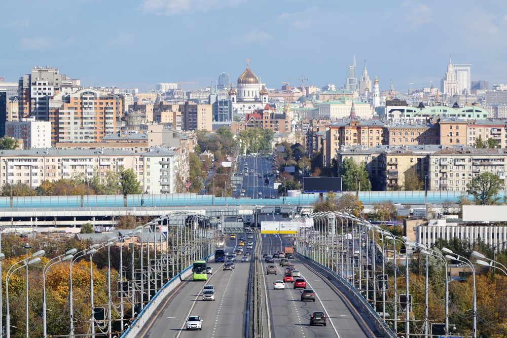 Комсомольский проспект в Москве