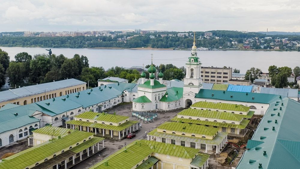 Торговые ряды в Костроме