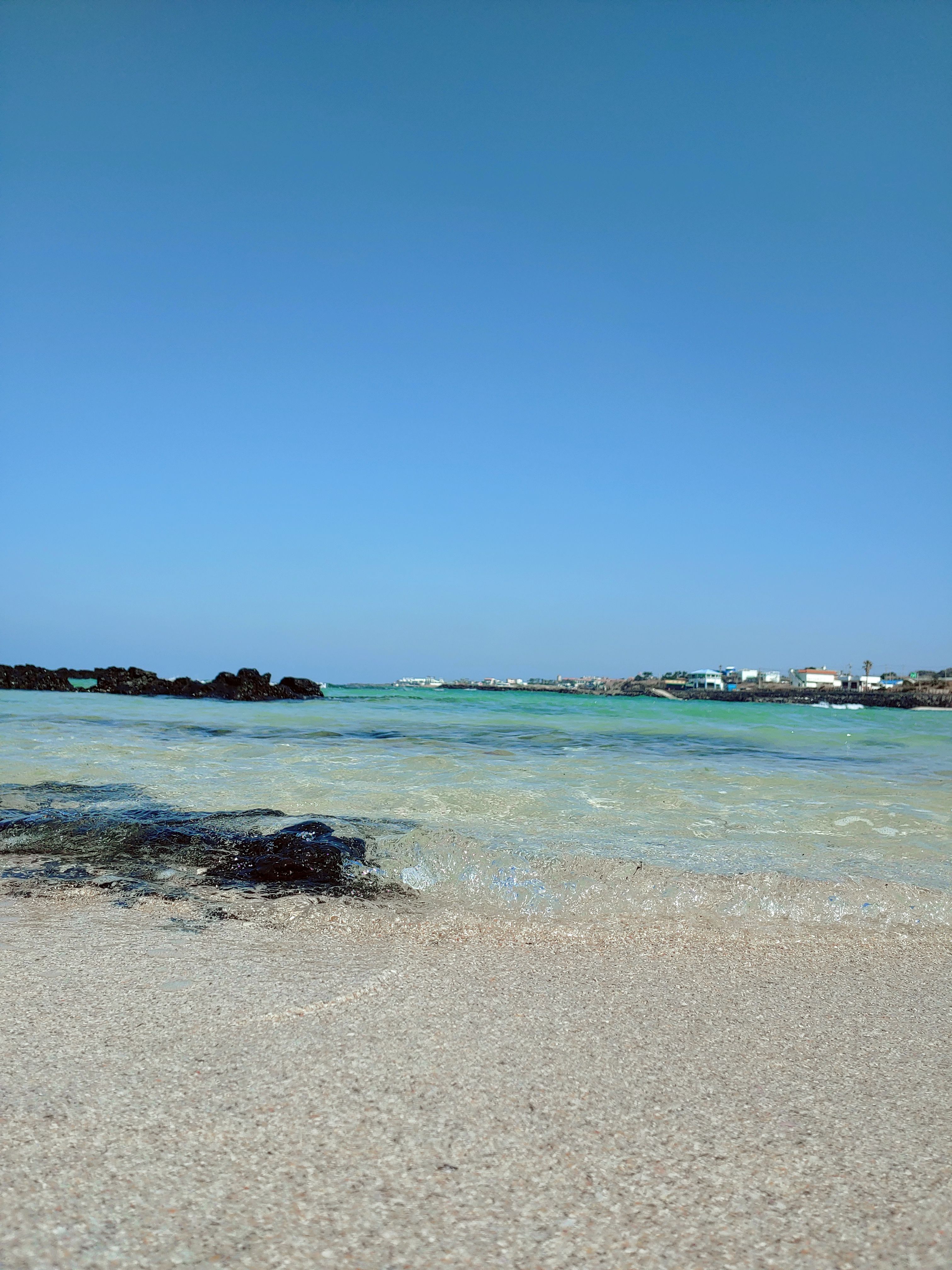 Пляж Хамдок на острове Чеджу в Южной Корее