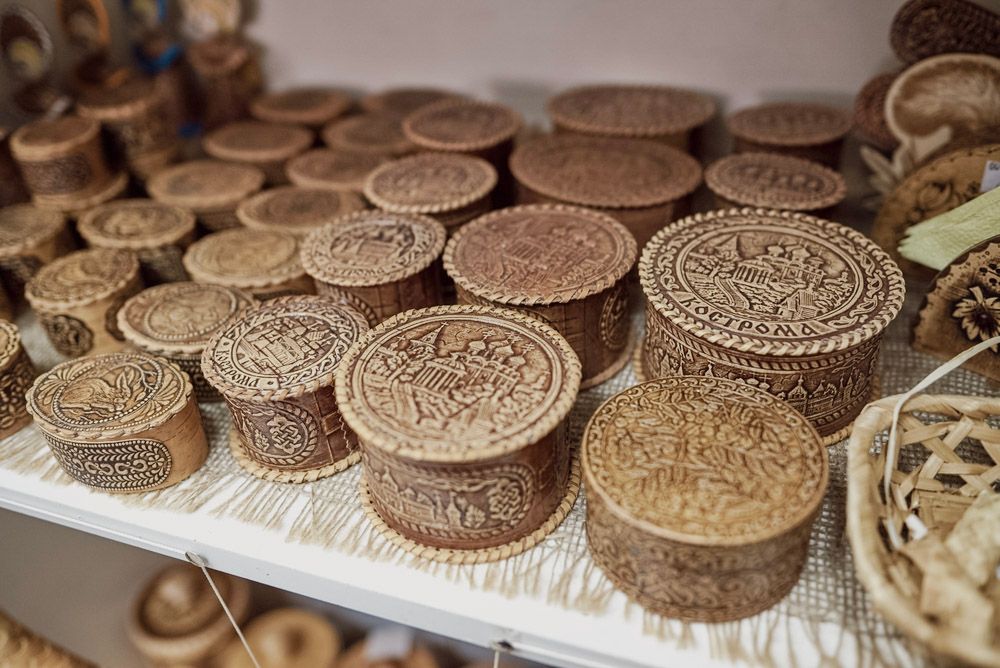 Берестяные изделия в Костроме