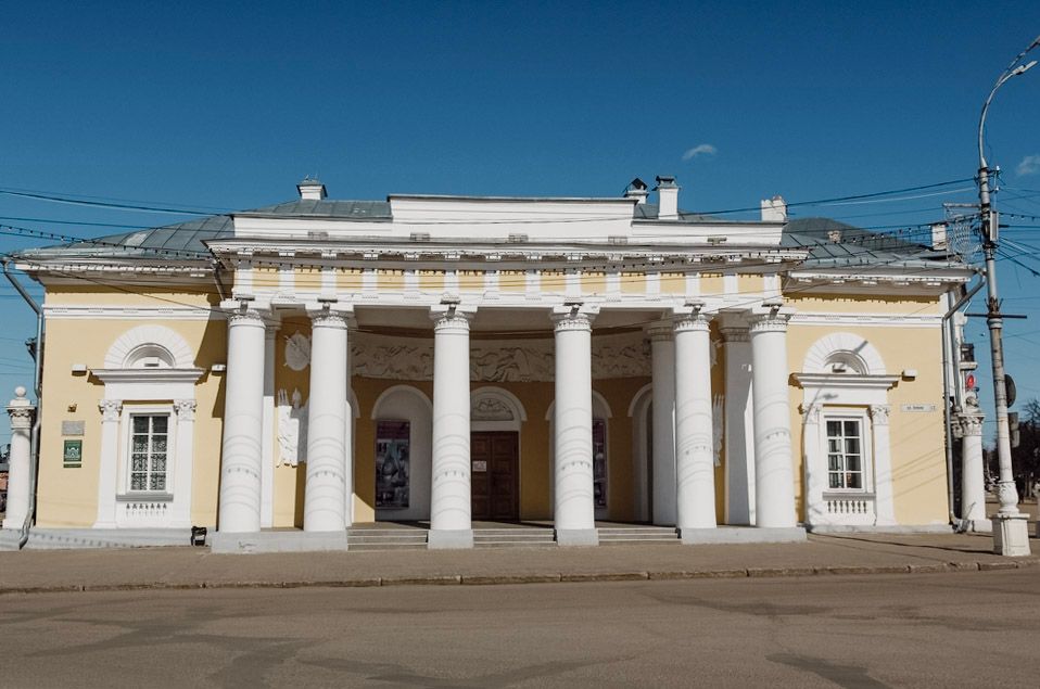 Здание бывшей гауптвахты в Костроме