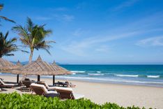 куда поехать в октябре