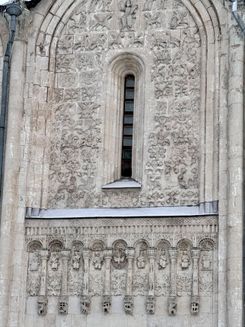 Дмитриевский Собор фото 2.jpg