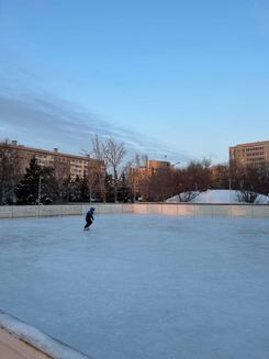 Дворец Жастар.jpg