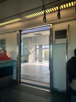 Метро в Дубае