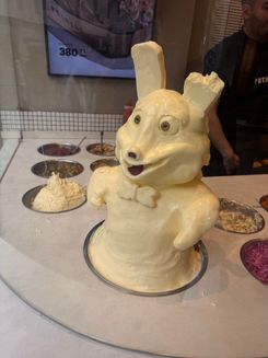 Масляный заяц.jpg