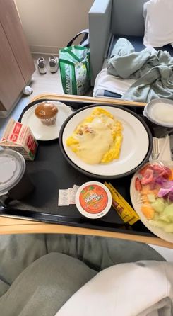 food in hospital.JPG