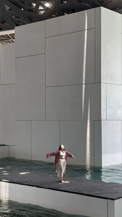louvre.jpeg