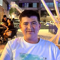 Акрамхон Аминжонов