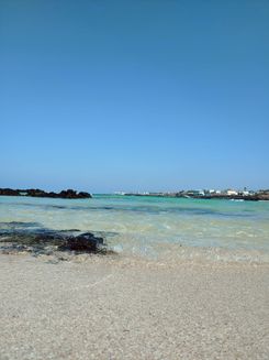 Пляж Хамдок на острове Чеджу в Южной Корее