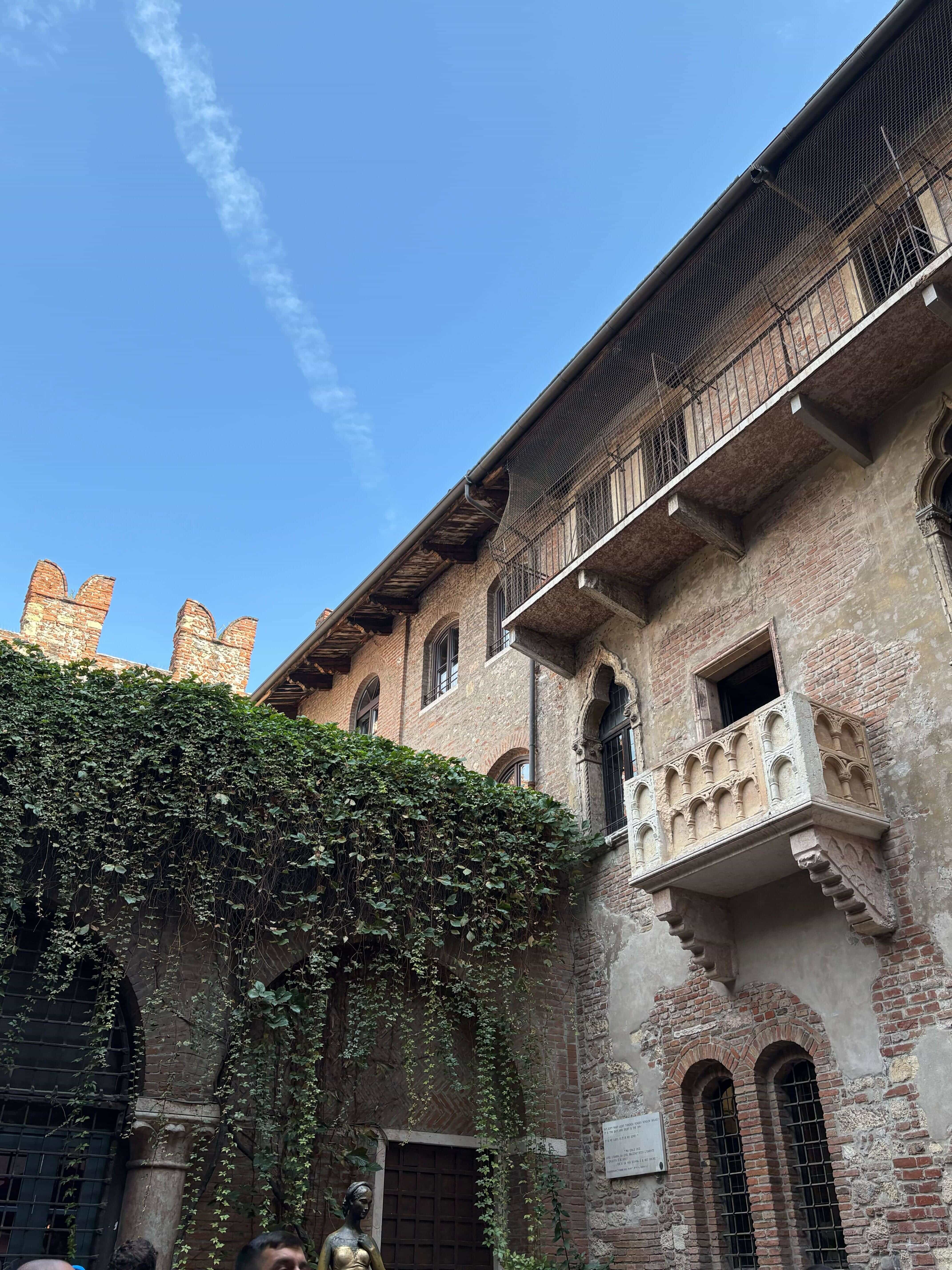 верона джульета балкон-min.jpg