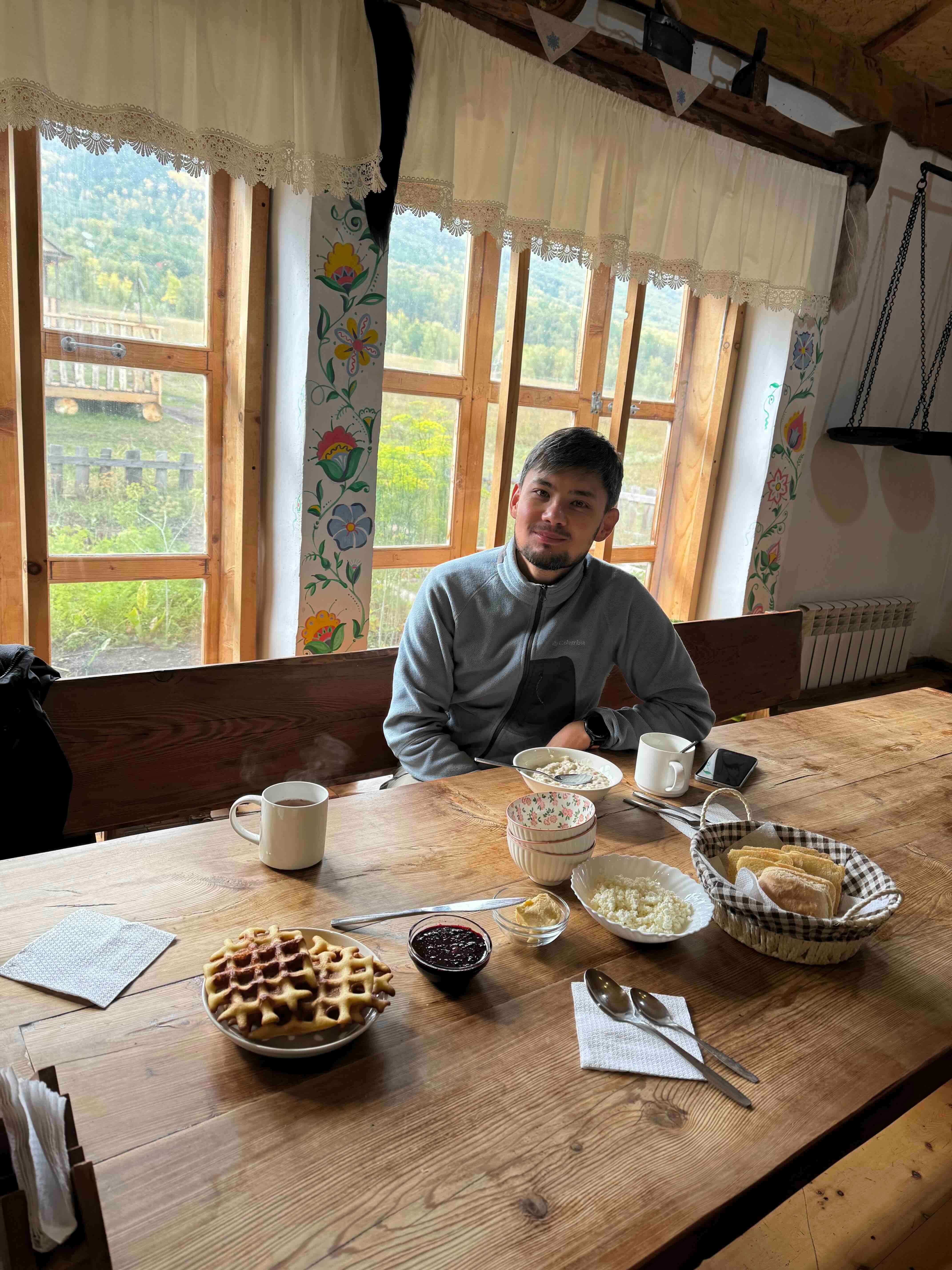 завтрак в ясной поляне.jpg